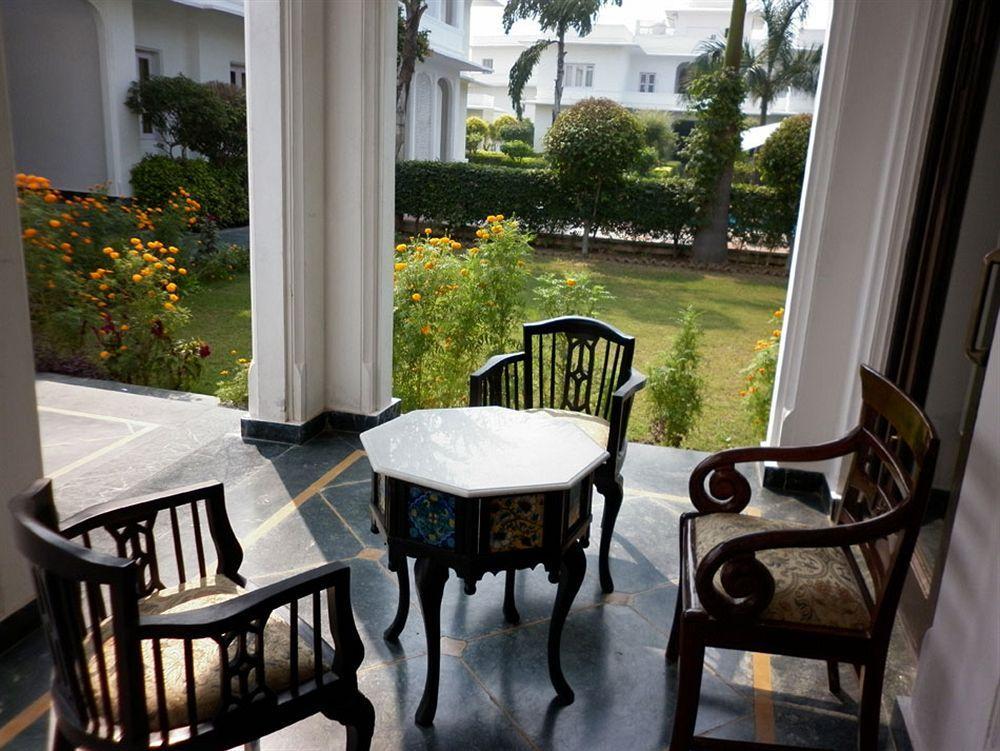 Hotel Abhay Palace Ghaziabad Exterior photo